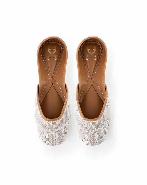 Bling It On : Juttis