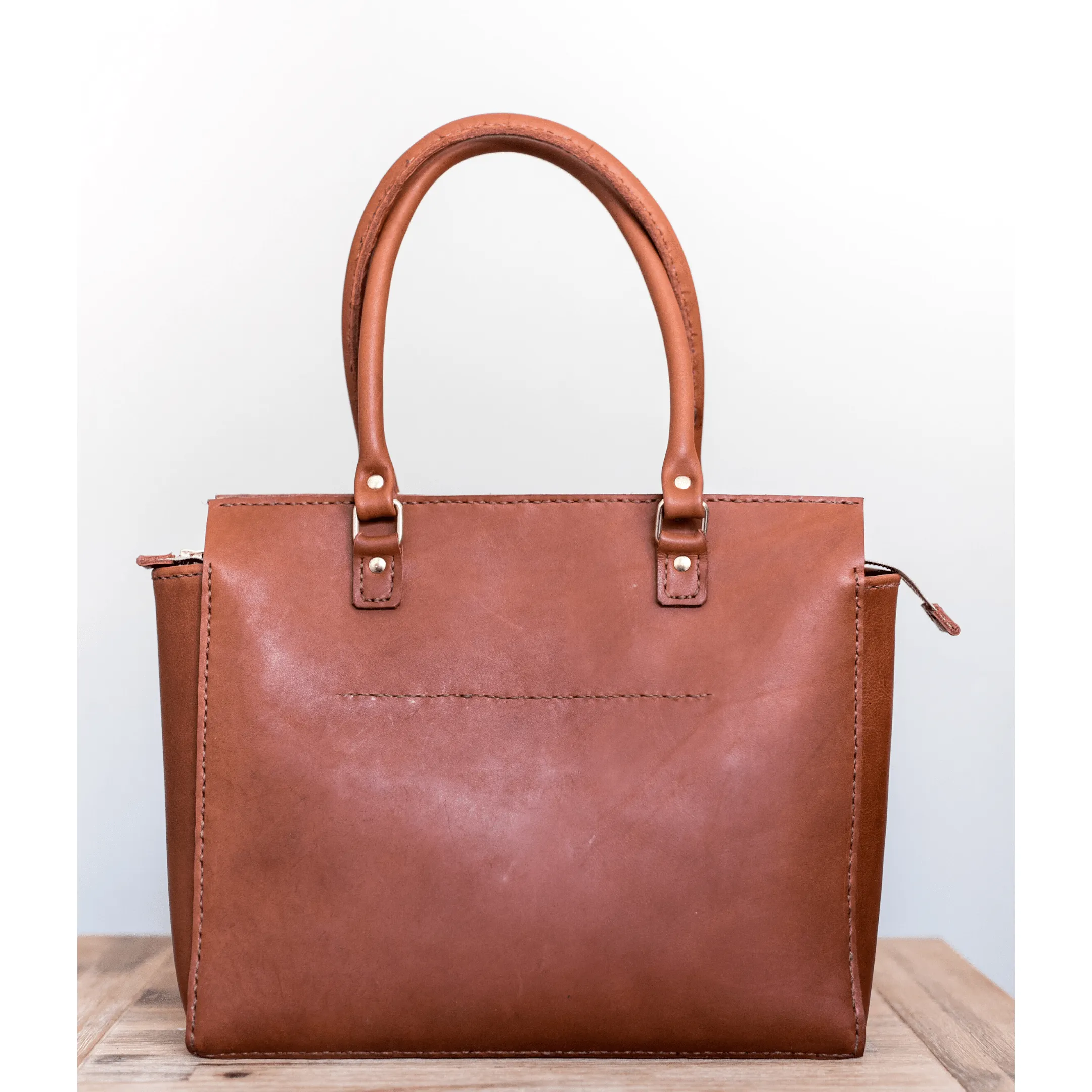 Classic Naomi Leather Handbag - Hazelnut Brown