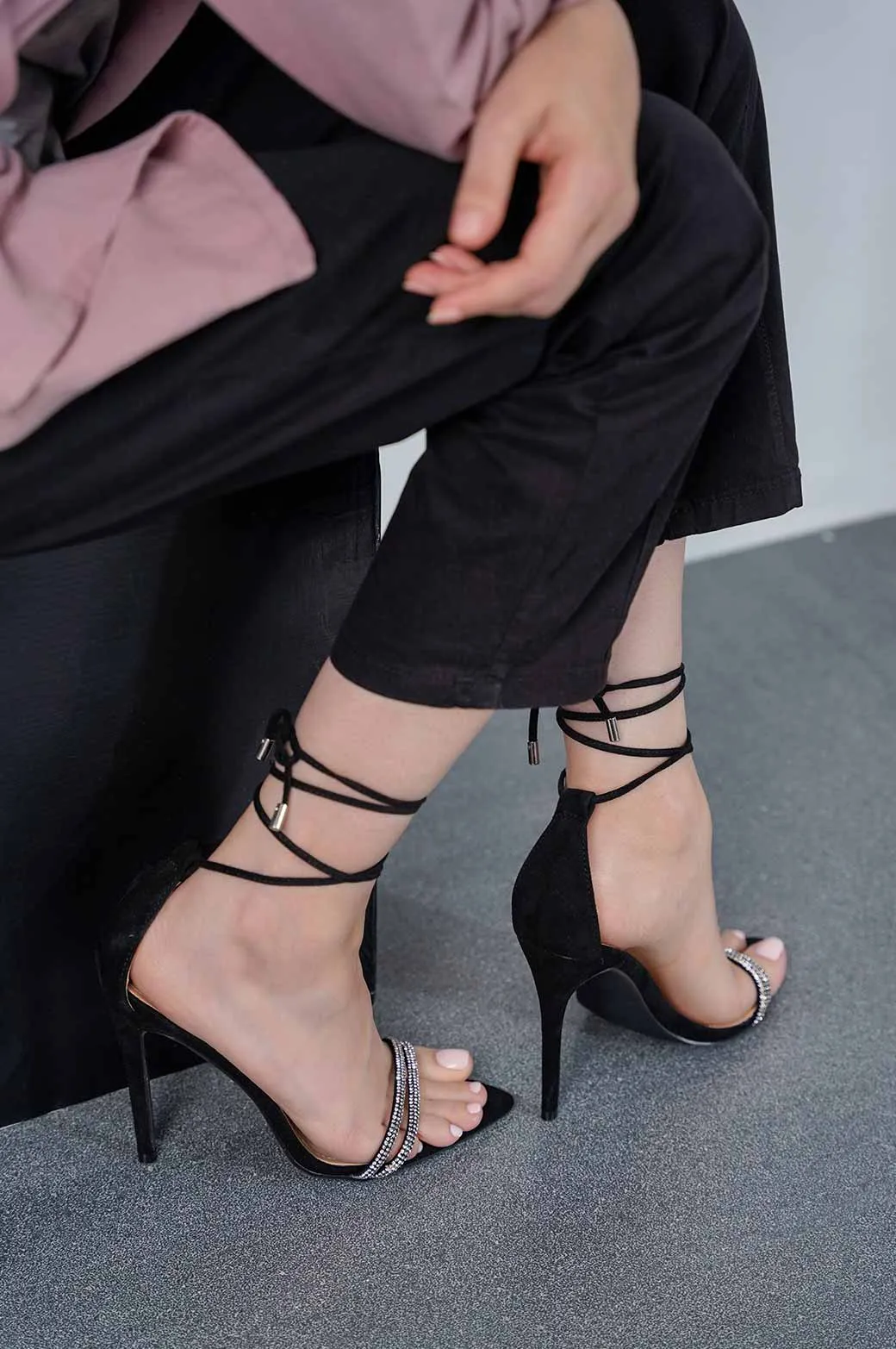 CRYSTAL STRAPPY HEEL