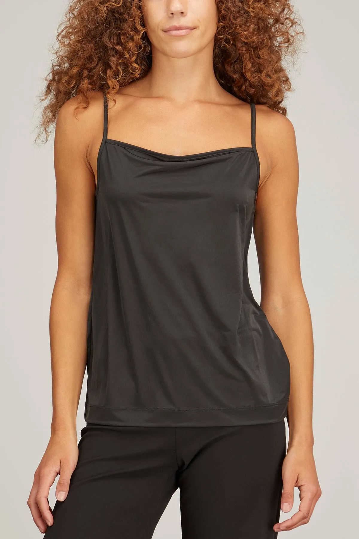 Huti Top in Black