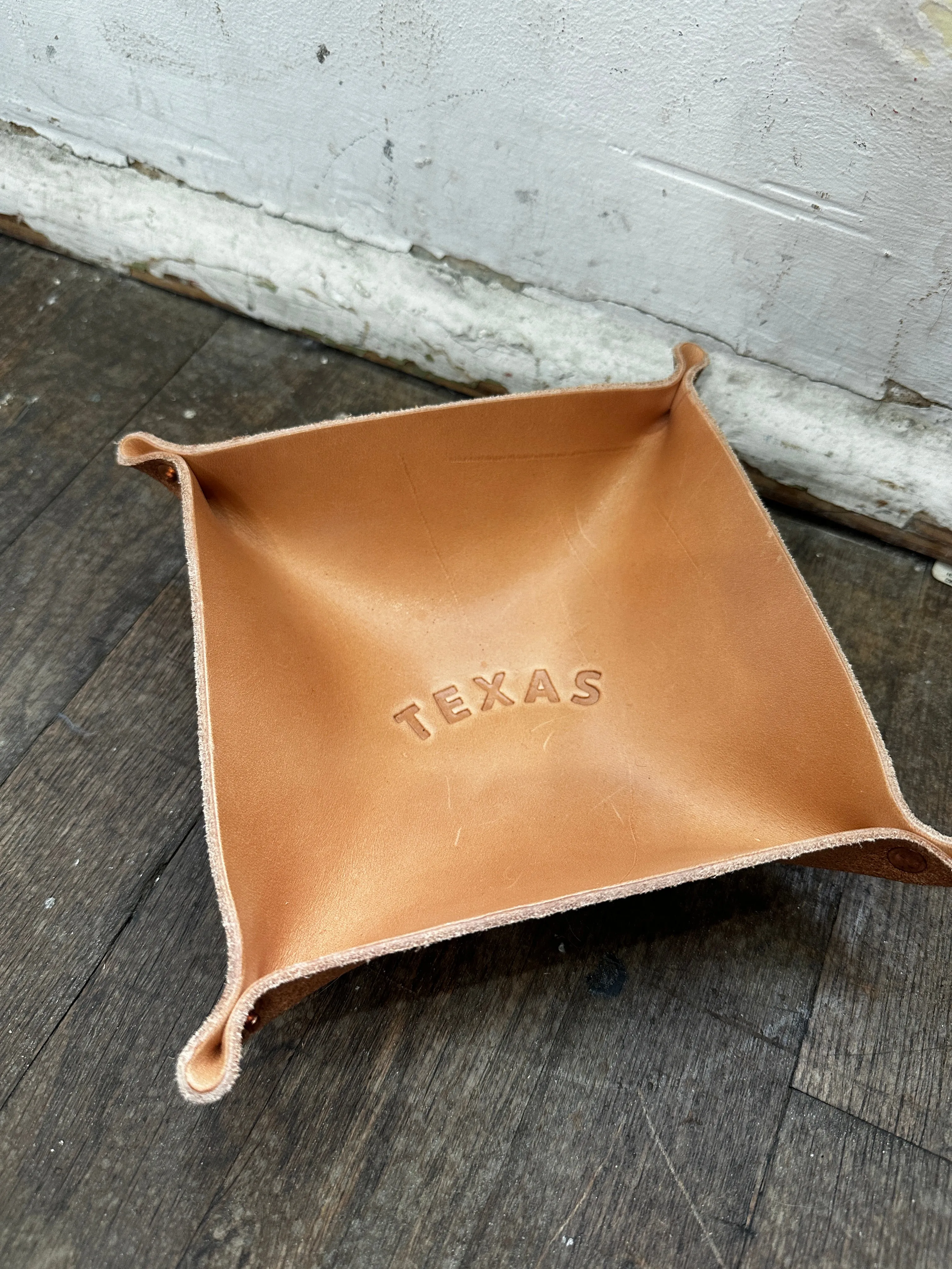 Leather Valet Tray | Texas Arch | Manready Mercantile