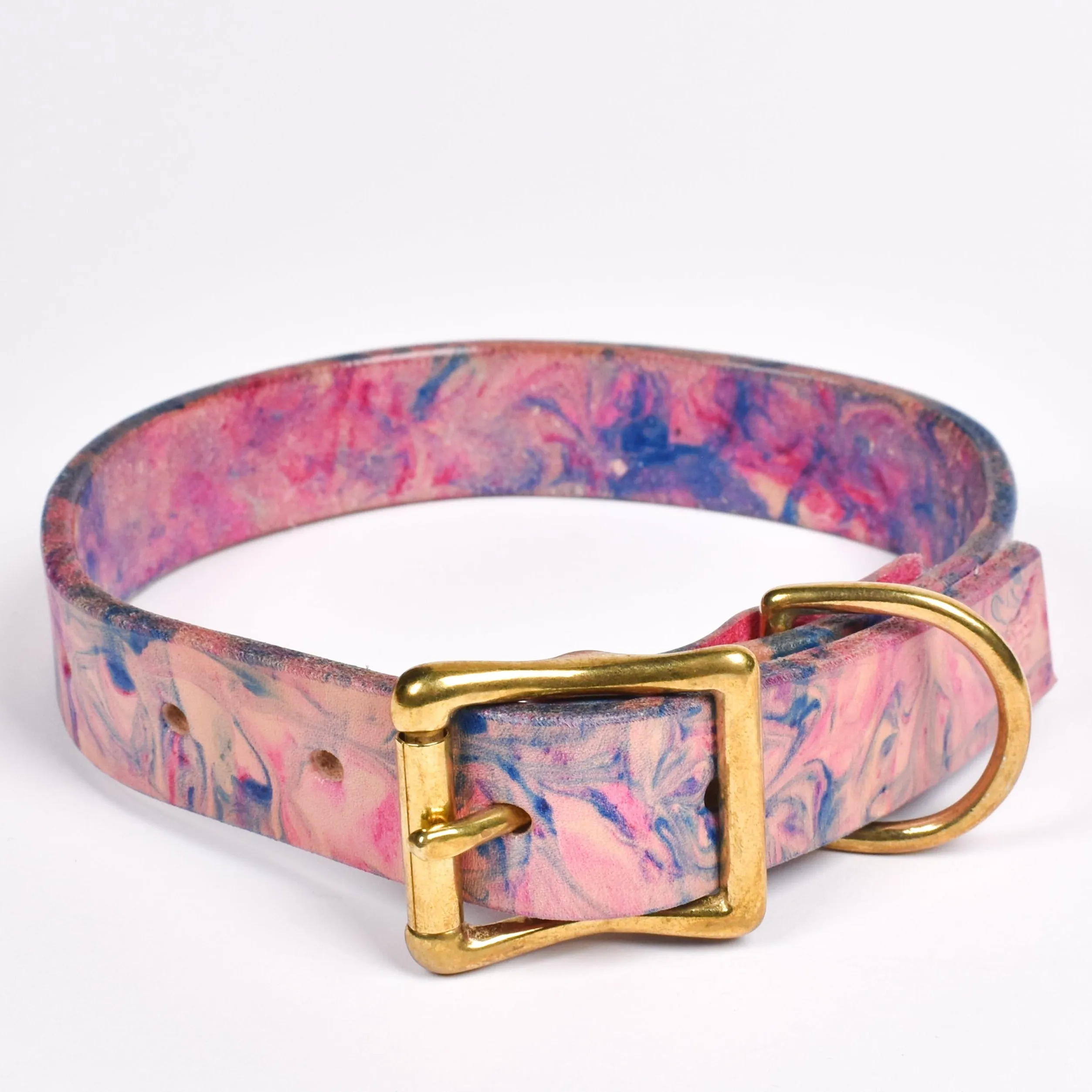 Medium Dog Collar • Marbled Leather