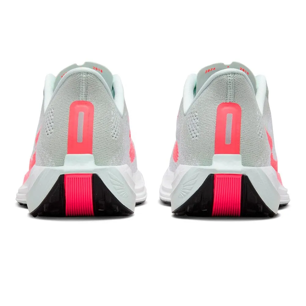 Nike Women's Pegasus Plus