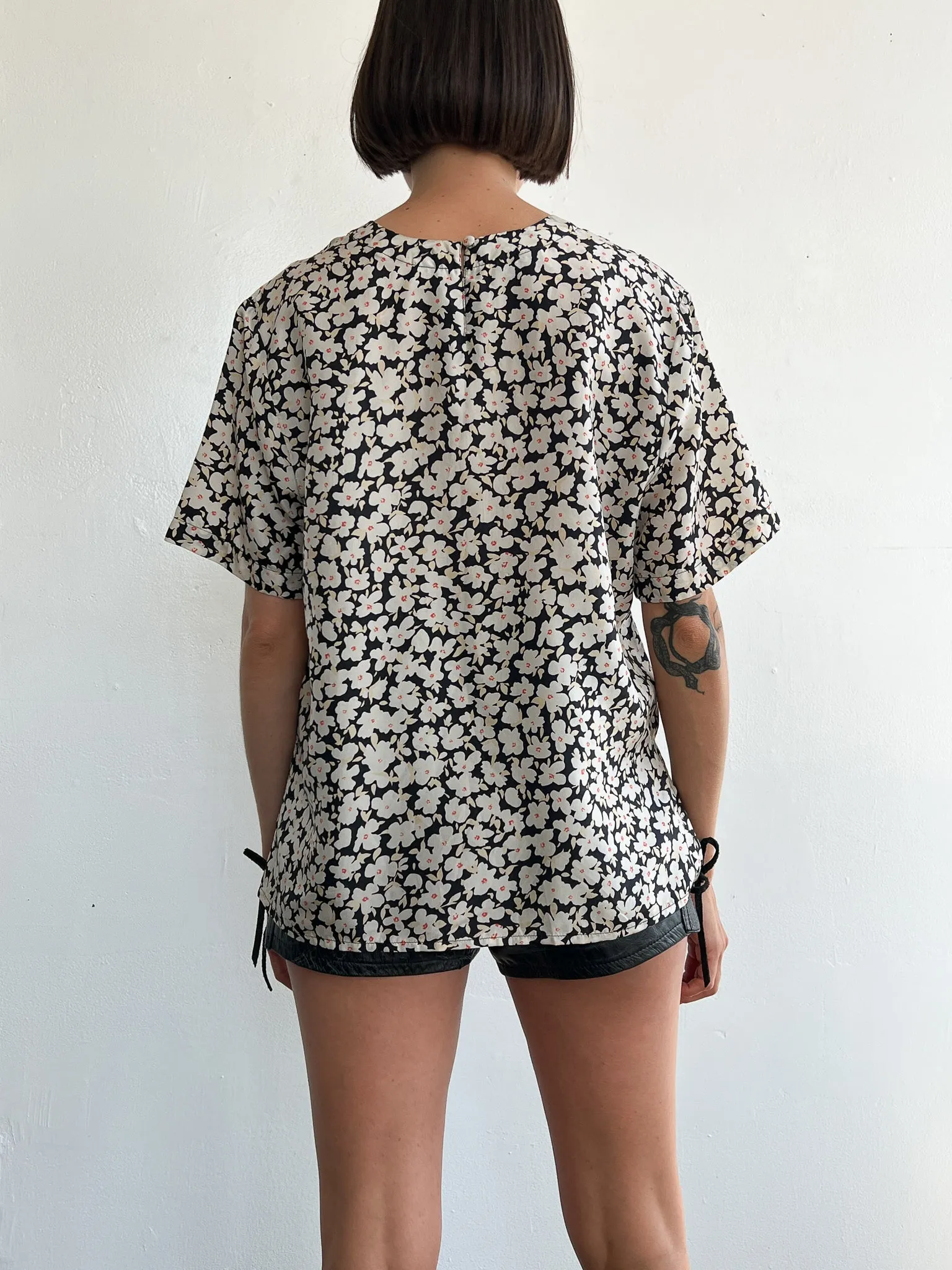 Op Art Floral Silk Tee (M)