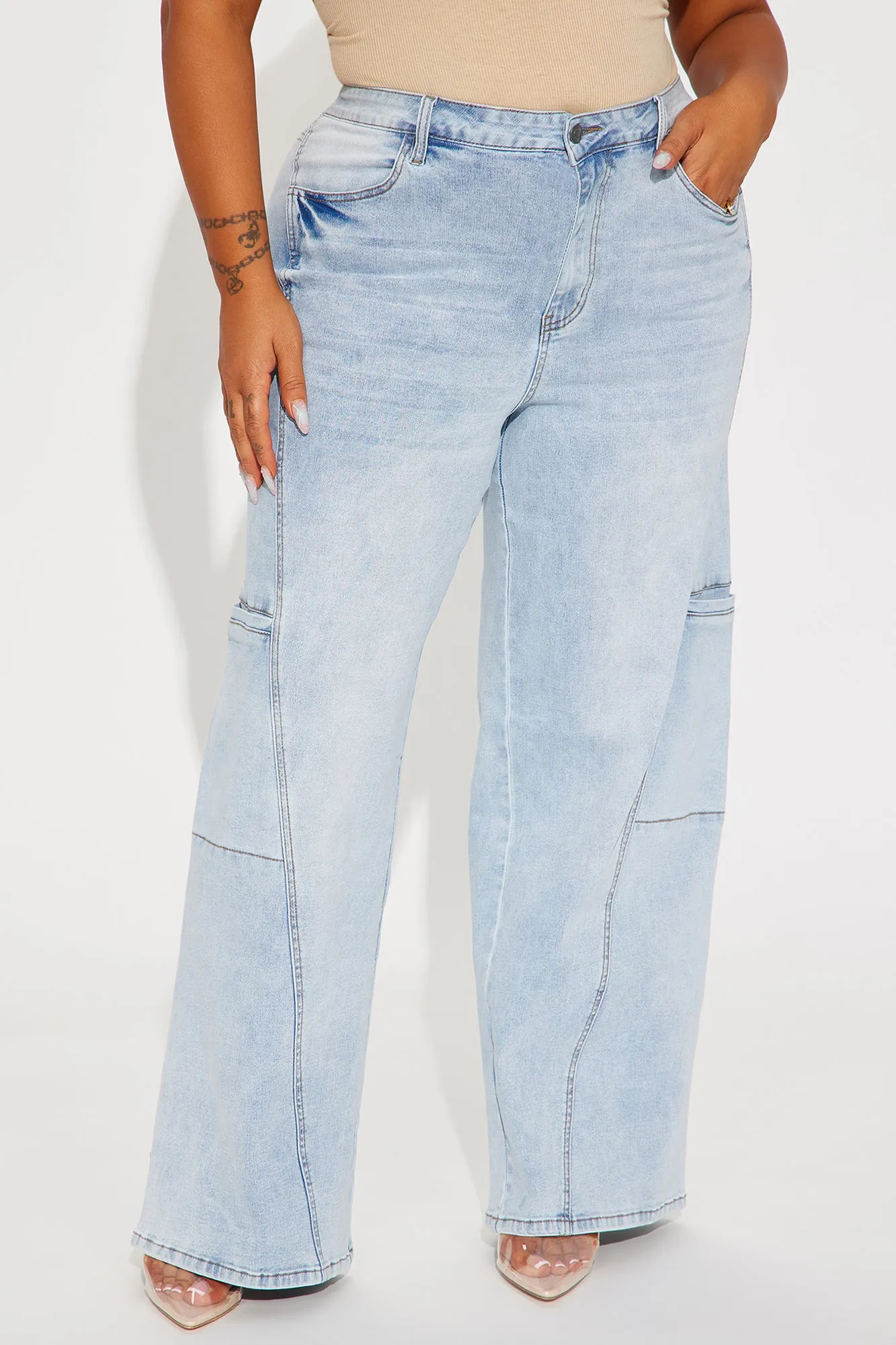 Scrolling Stretch Baggy Jeans - Light Wash