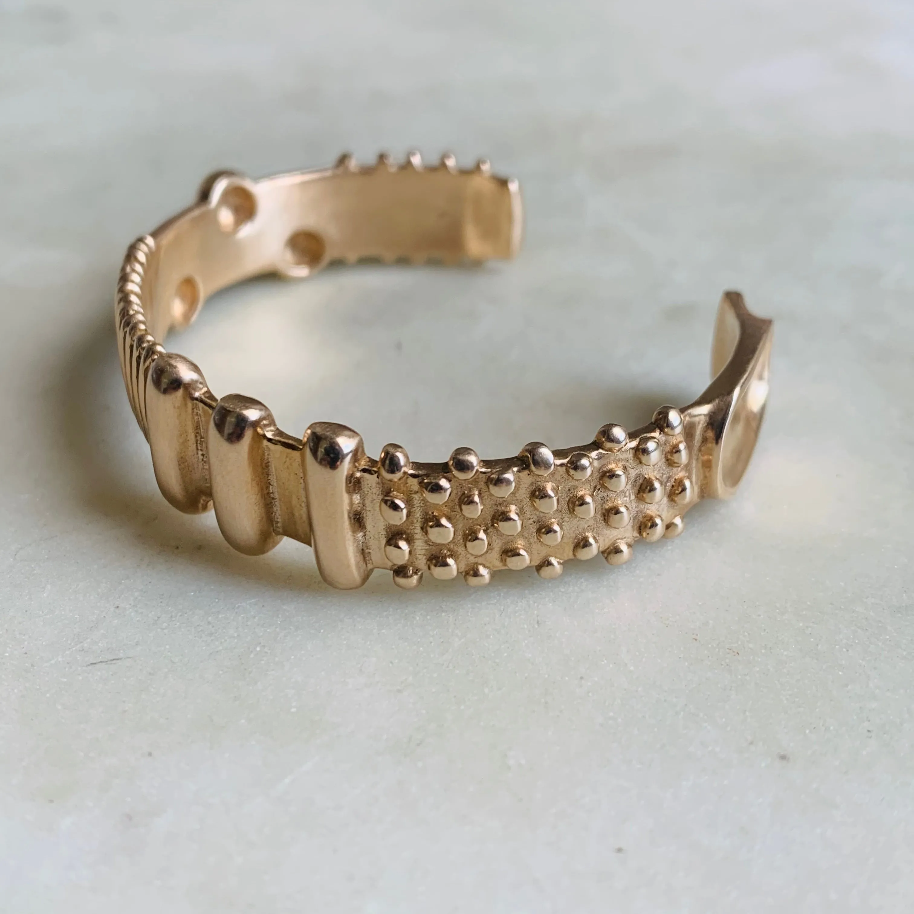 TACTILE CUFF