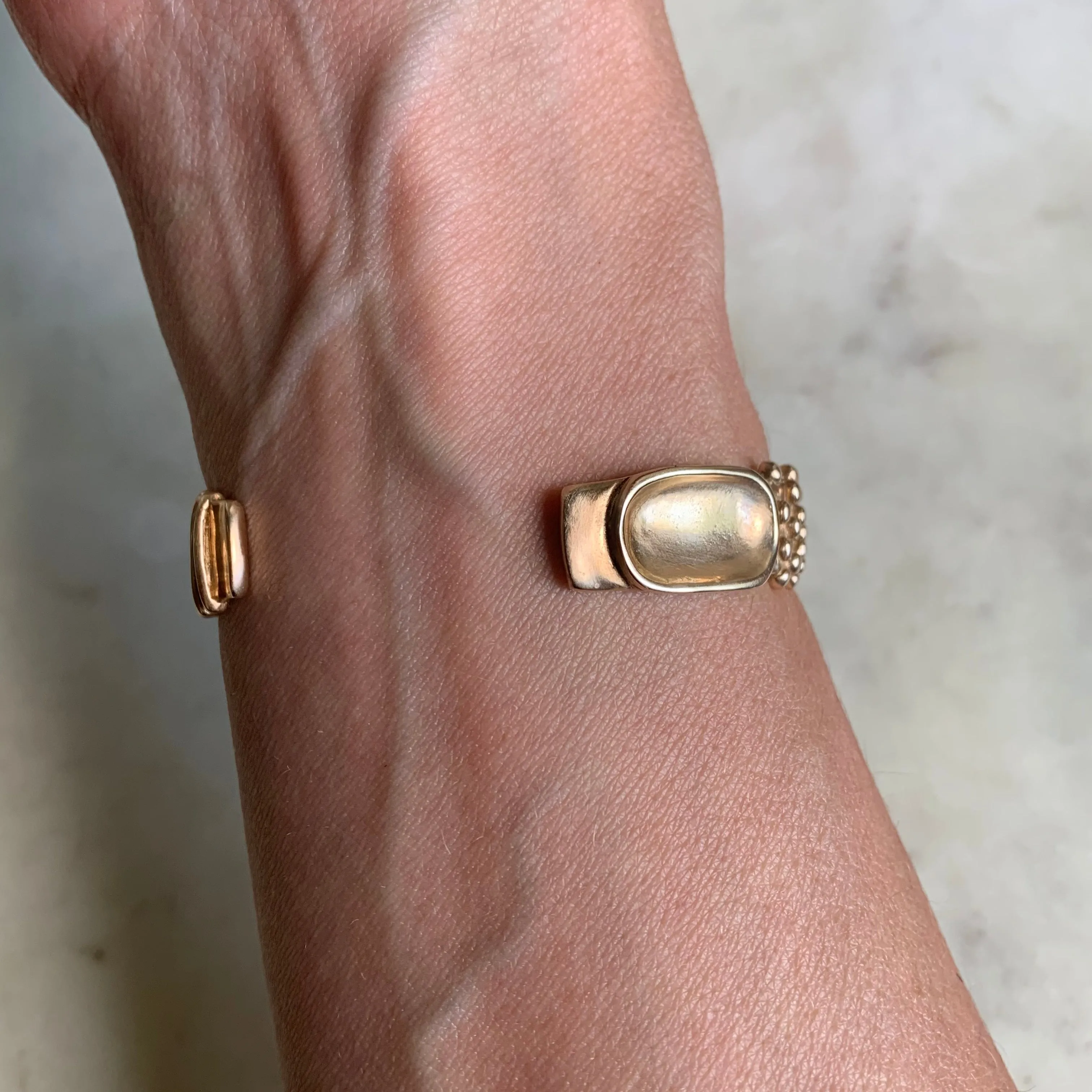 TACTILE CUFF