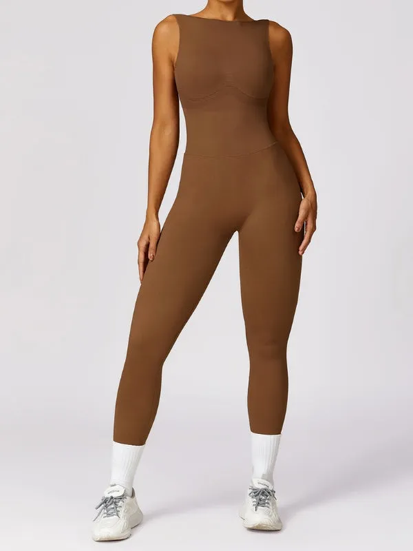 ZASUWA Female Backless Scrunch Bum Jumpsuit